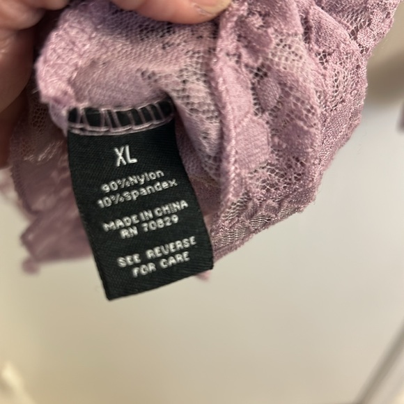 Rue 21 y2k lace top. Size xl. - Picture 4 of 4